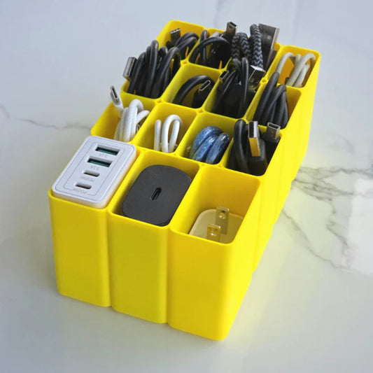 Smarthub Desktop Cable & Charger Organizer